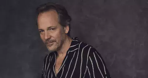 KVIFF 2025: Peter Sarsgaard citoval Havla a sklidil ovace ve stoje