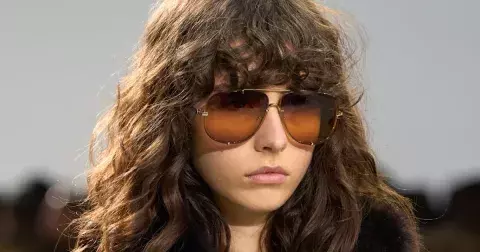 Maxi efekt, mini zásah: 5 nejhezčích ofin, které ovládnou tento podzim