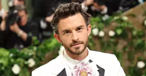 Ó Bailey: Nejvíc sexy muž světa je queer a má obrovské...charisma