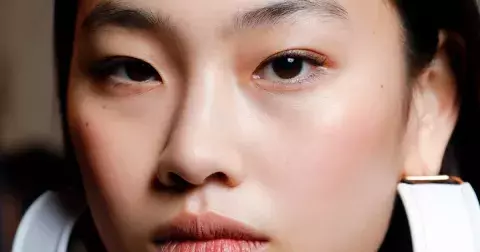 Objevte kouzlo korejských esencí: Cílená péče nabitá účinnými látkami