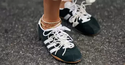 Černá je klasika. Výběr nejstylovějších tenisek, co obstojí i v zimě