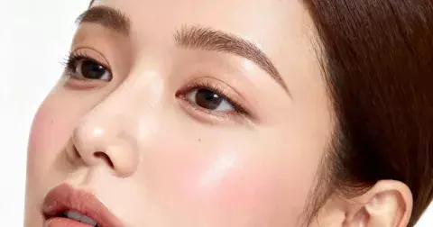 K-Beauty hit: Exfoliace, která vás nepopálí – AHA, BHA, PHA, LHA