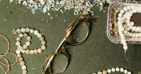 Návod na meditační náramek a duševní pohodu v roce 2025 v jednom