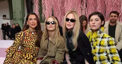 Vysoká móda nejen na mole: Celebrity, které ovládly první řady v Paříž