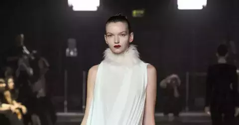 Známe nejjednodušší módní hack roku 2026, který povýší každý outfit