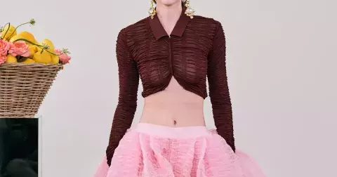 Zapomeňte na áčka: 12 nejkrásnějších balónových sukní pro jaro 2026