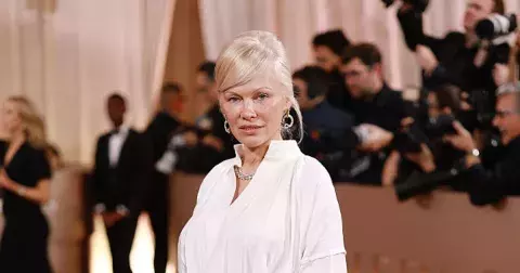 Stačí jedna spona a vykouzlíte ten nejelegantnější účes za půl minuty