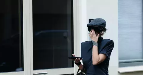 Jak nosit punčocháče čtyřikrát jinak (a klidně i přes podpatky)