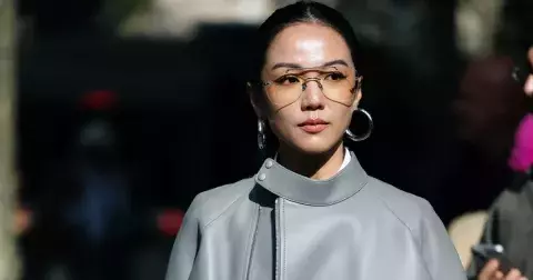 Šedá budiž přechodnou barvou mezi zimou a jarem: Výběr top 12 kousků