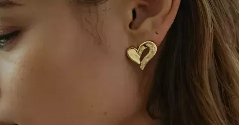 Nastřelit si ucho? Už není otázkou jen krásy, ale i wellbeingu