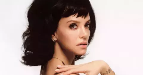 Lily Allen o otevřeném manželství a návratu na výsluní ve čtyřiceti