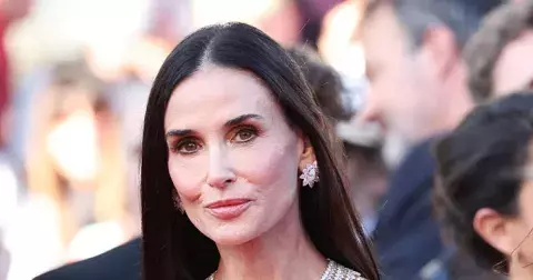 Demi Moore přinesla do Cannes Old Hollywood glam – možná bude jediná