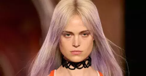 Návrat fantasy hair? Louis Vuitton říká ano