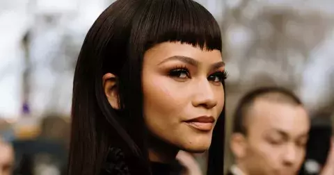Micro Bangs na scéně: Zendaya a její nový look v Šanghaji