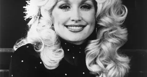 More is more: Beauty odkaz Dolly Parton